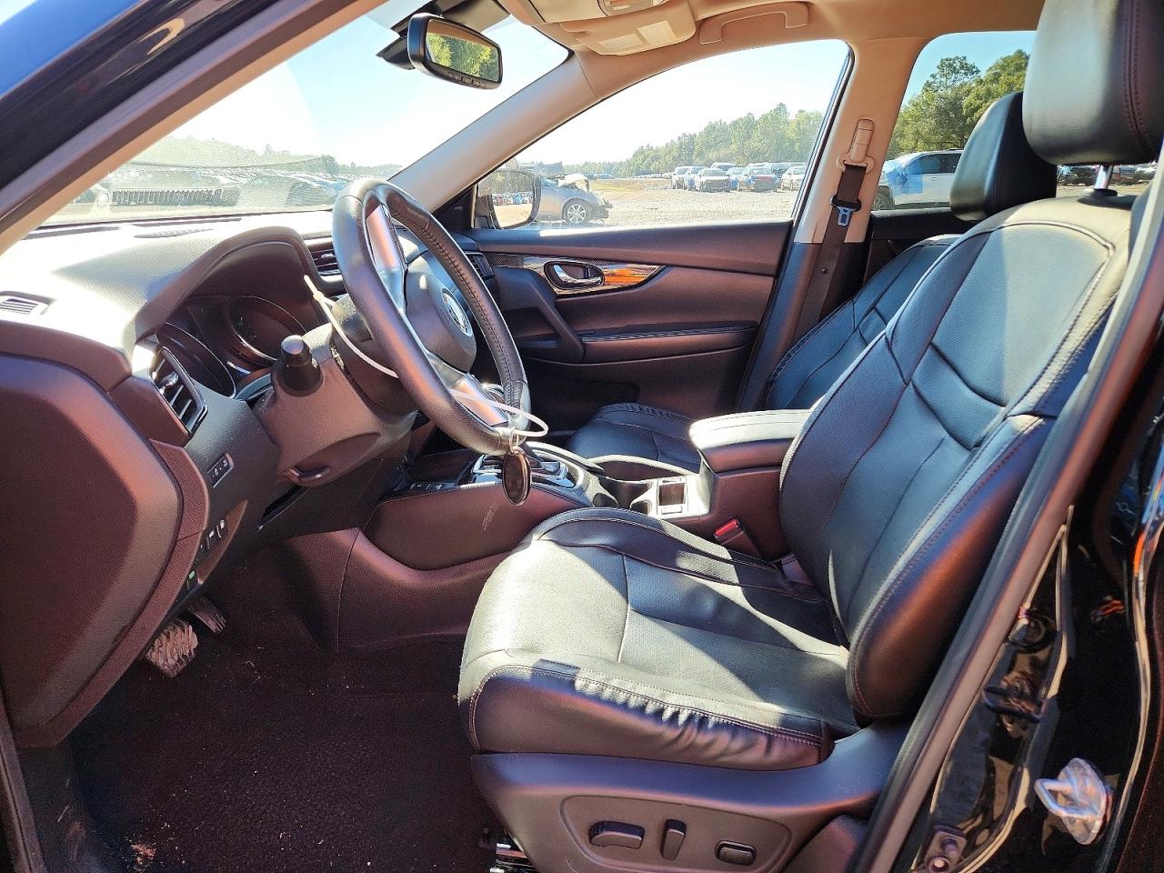 2020 NISSAN ROGUE S photo 19