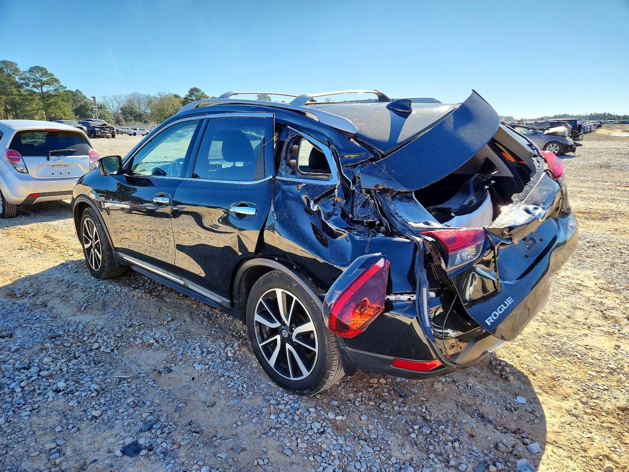 2020 NISSAN ROGUE S photo 4