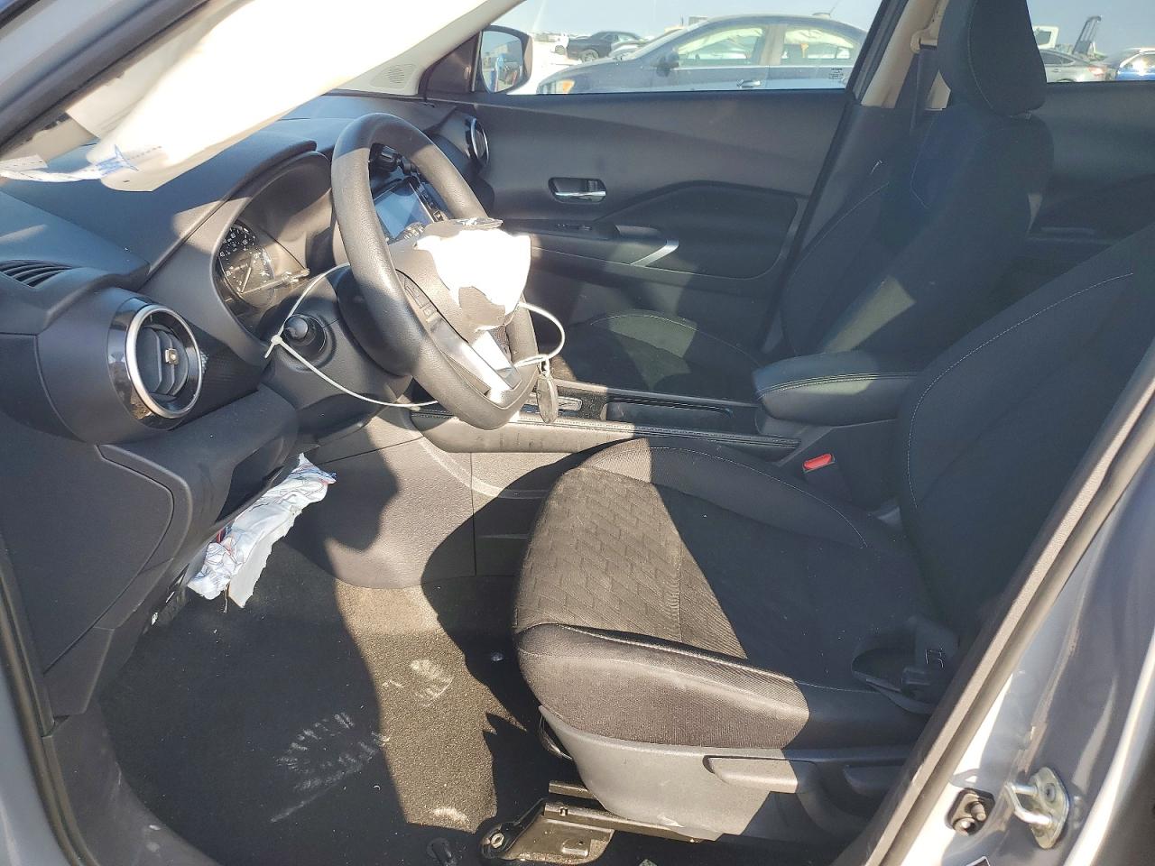 2023 NISSAN KICKS SV photo 7