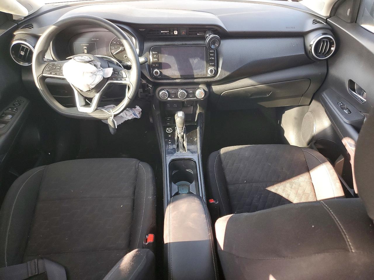 2023 NISSAN KICKS SV photo 8