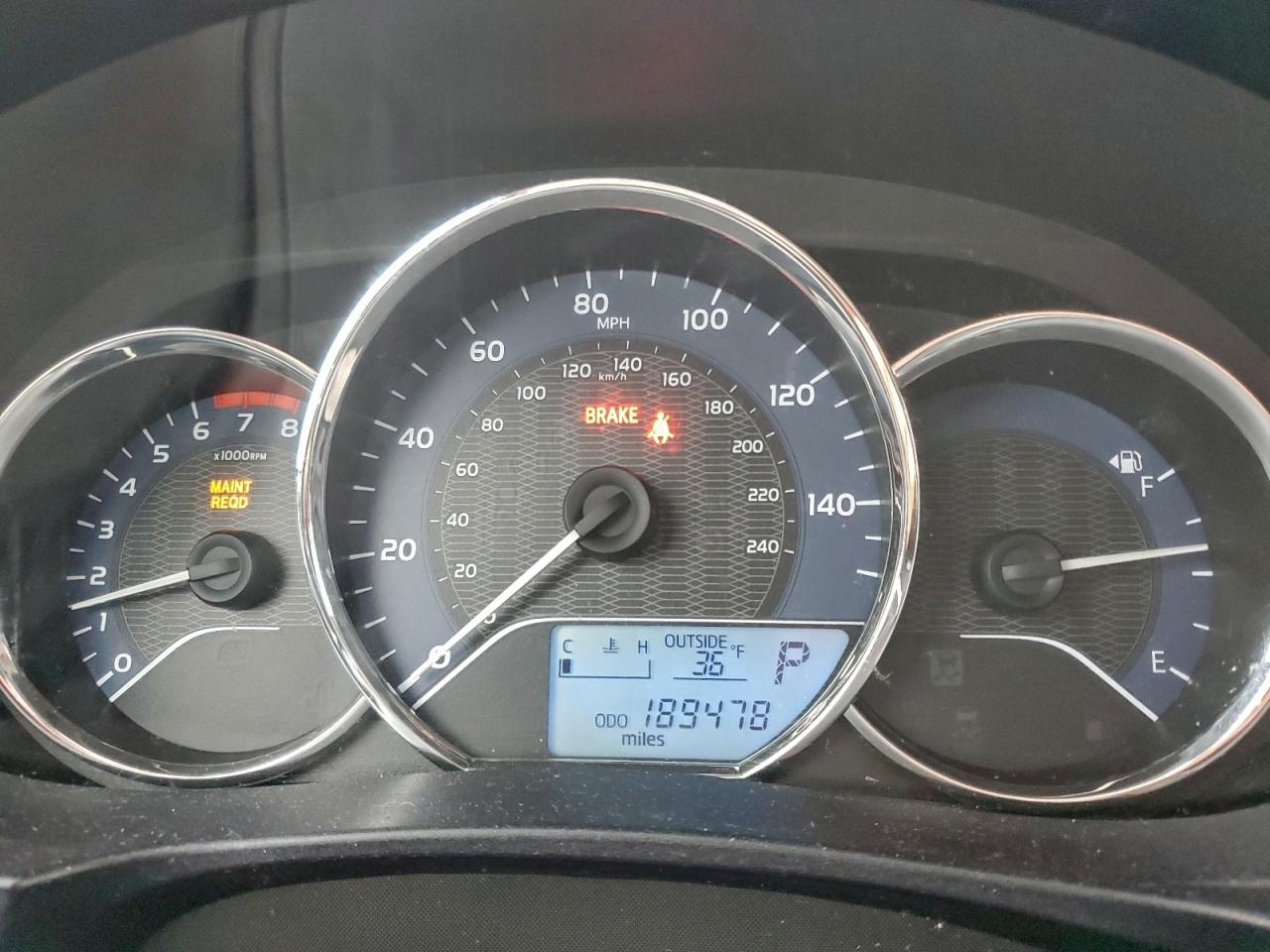 2014 TOYOTA COROLLA L photo 9