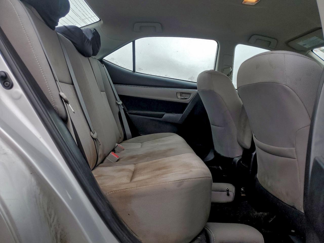 2014 TOYOTA COROLLA L photo 10