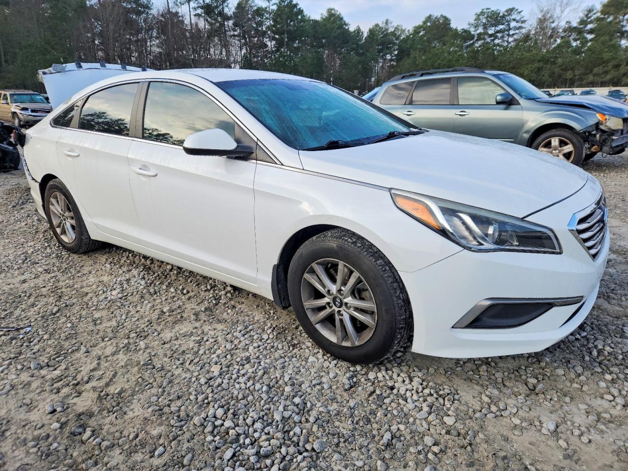 2016 HYUNDAI SONATA SE photo 10