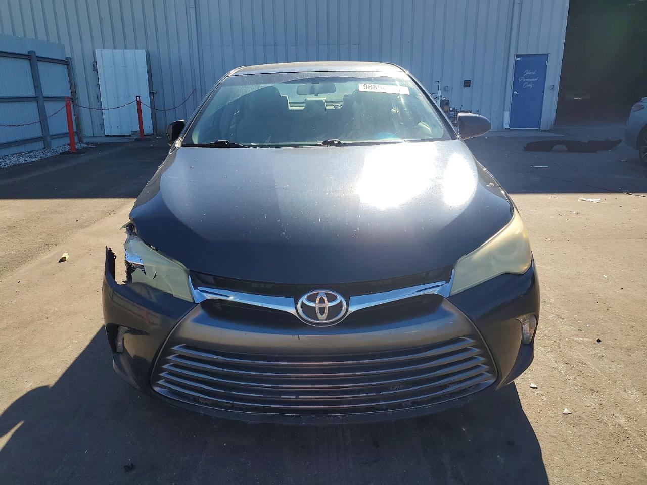 2016 TOYOTA CAMRY LE photo 13