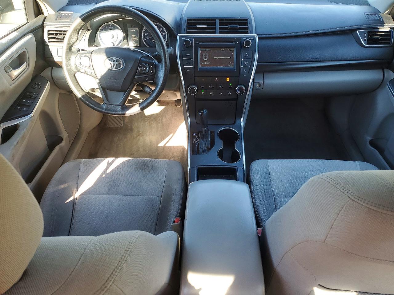 2016 TOYOTA CAMRY LE photo 22