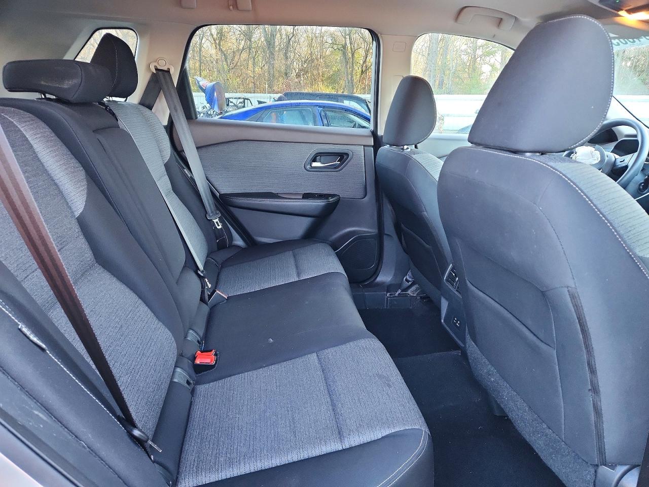 2021 NISSAN ROGUE SV photo 31
