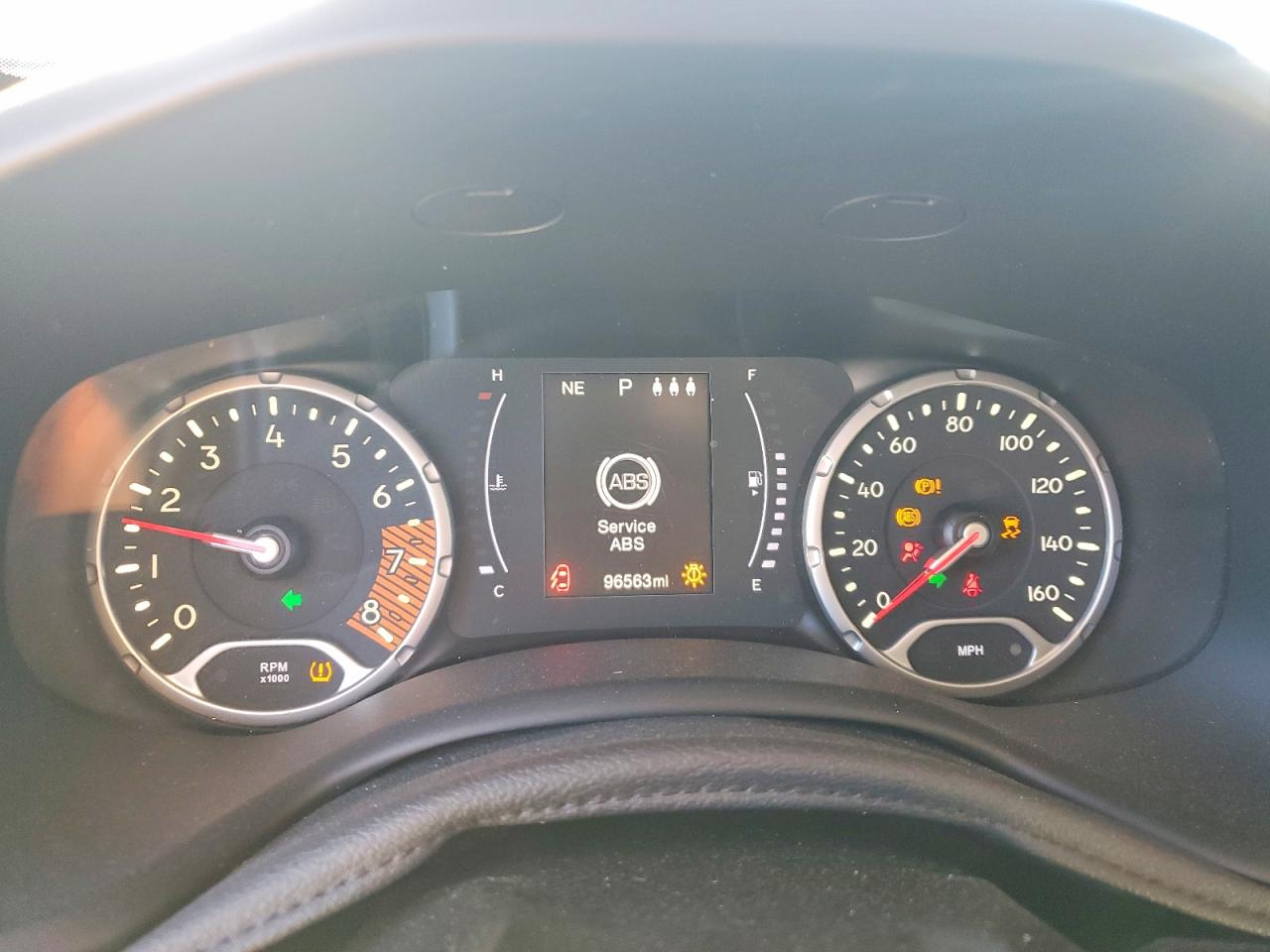2019 JEEP RENEGADE LATITUDE photo 17