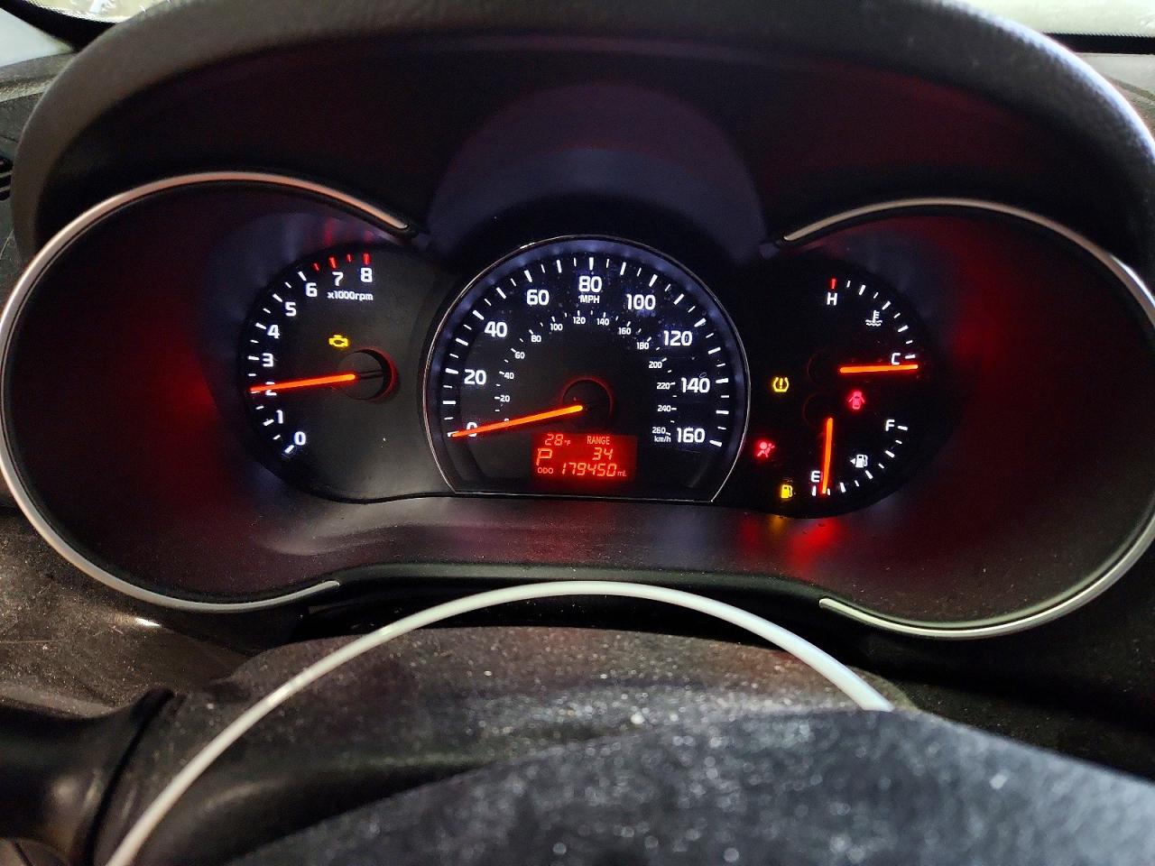 2014 KIA SORENTO LX photo 17