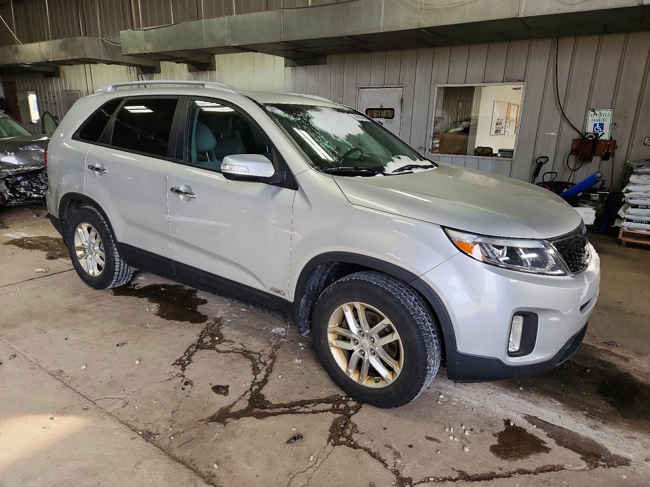2014 KIA SORENTO LX photo 7