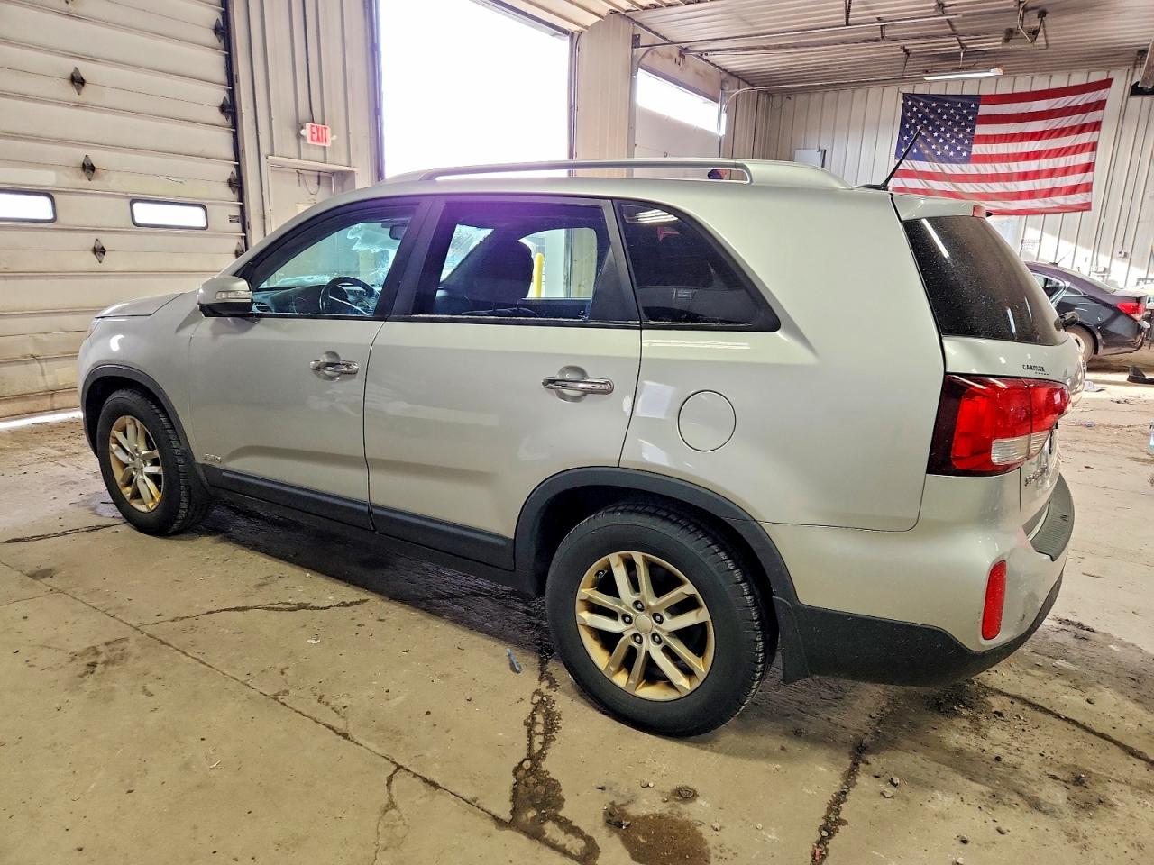 2014 KIA SORENTO LX photo 3