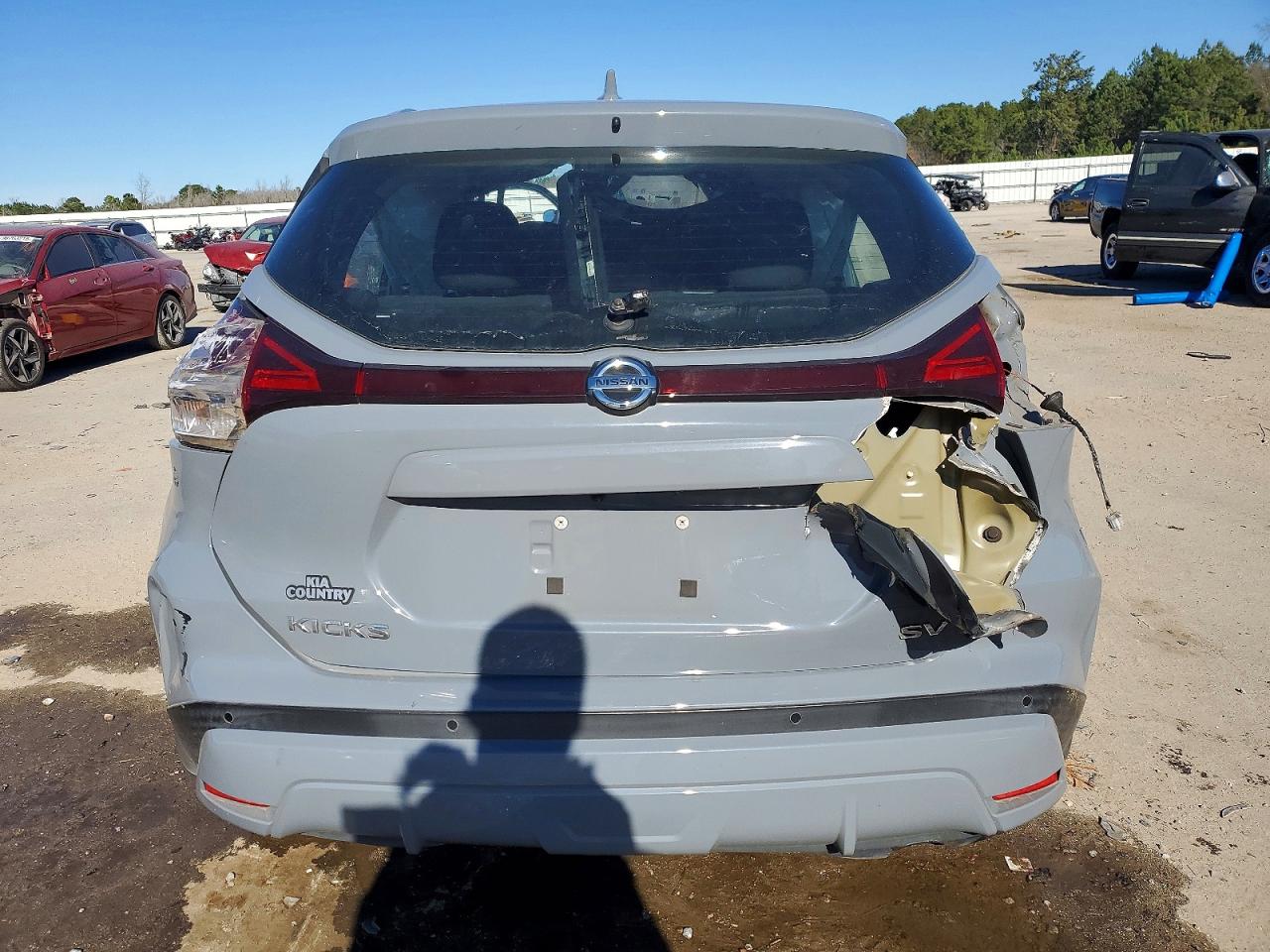 2021 NISSAN KICKS SV photo 11