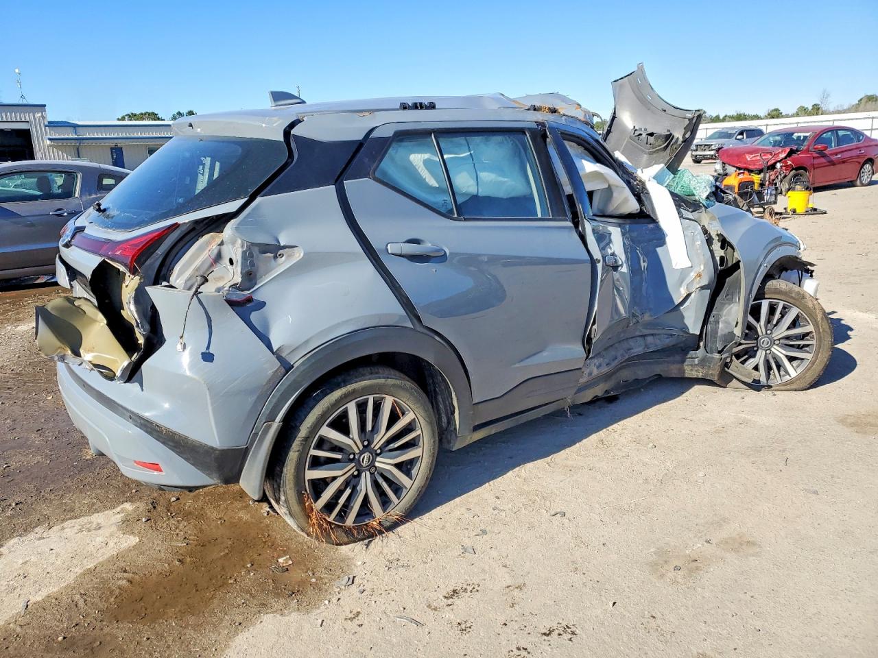 2021 NISSAN KICKS SV photo 5