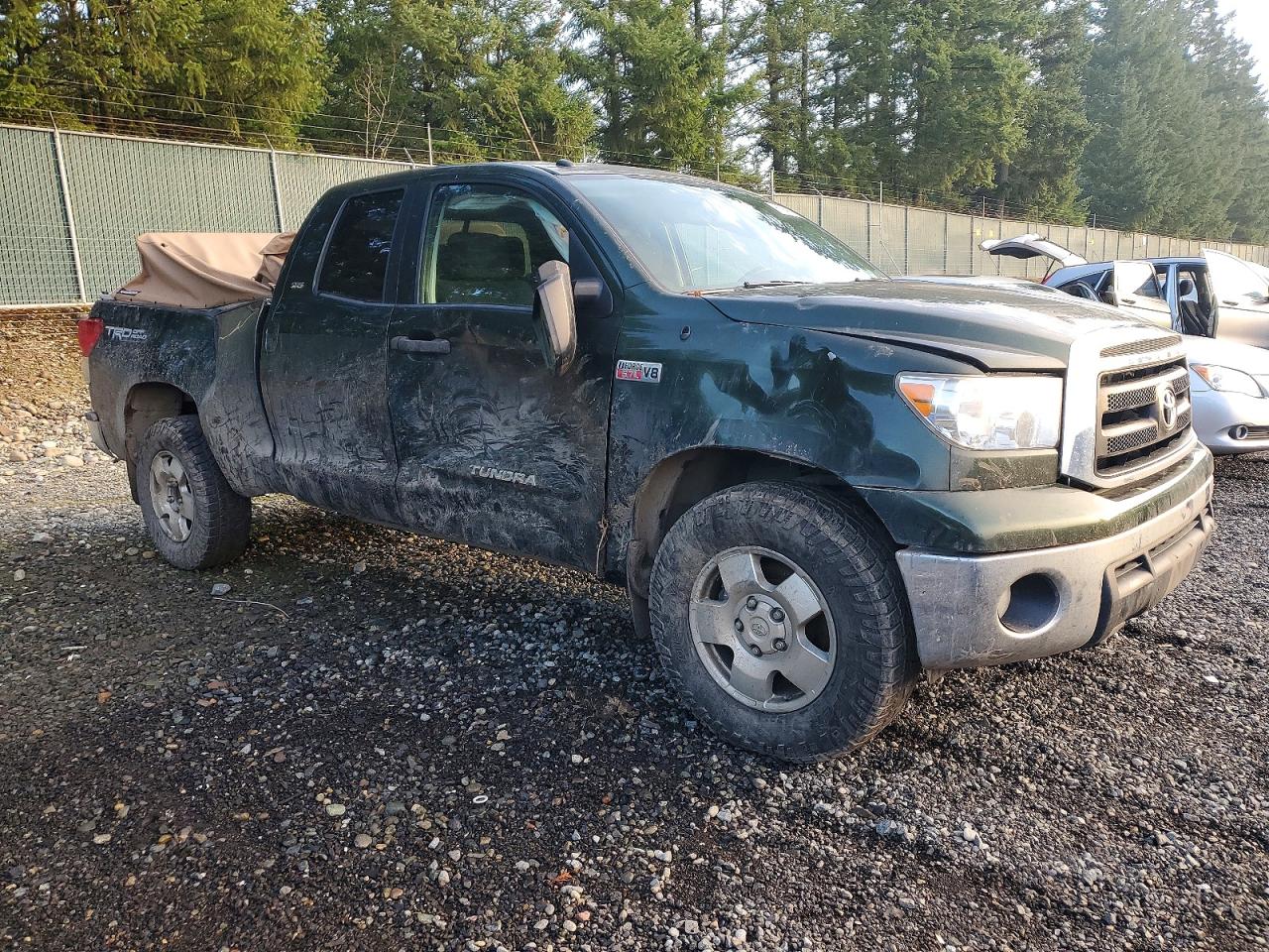 2013 TOYOTA TUNDRA DOUBLE CAB SR5 photo 4