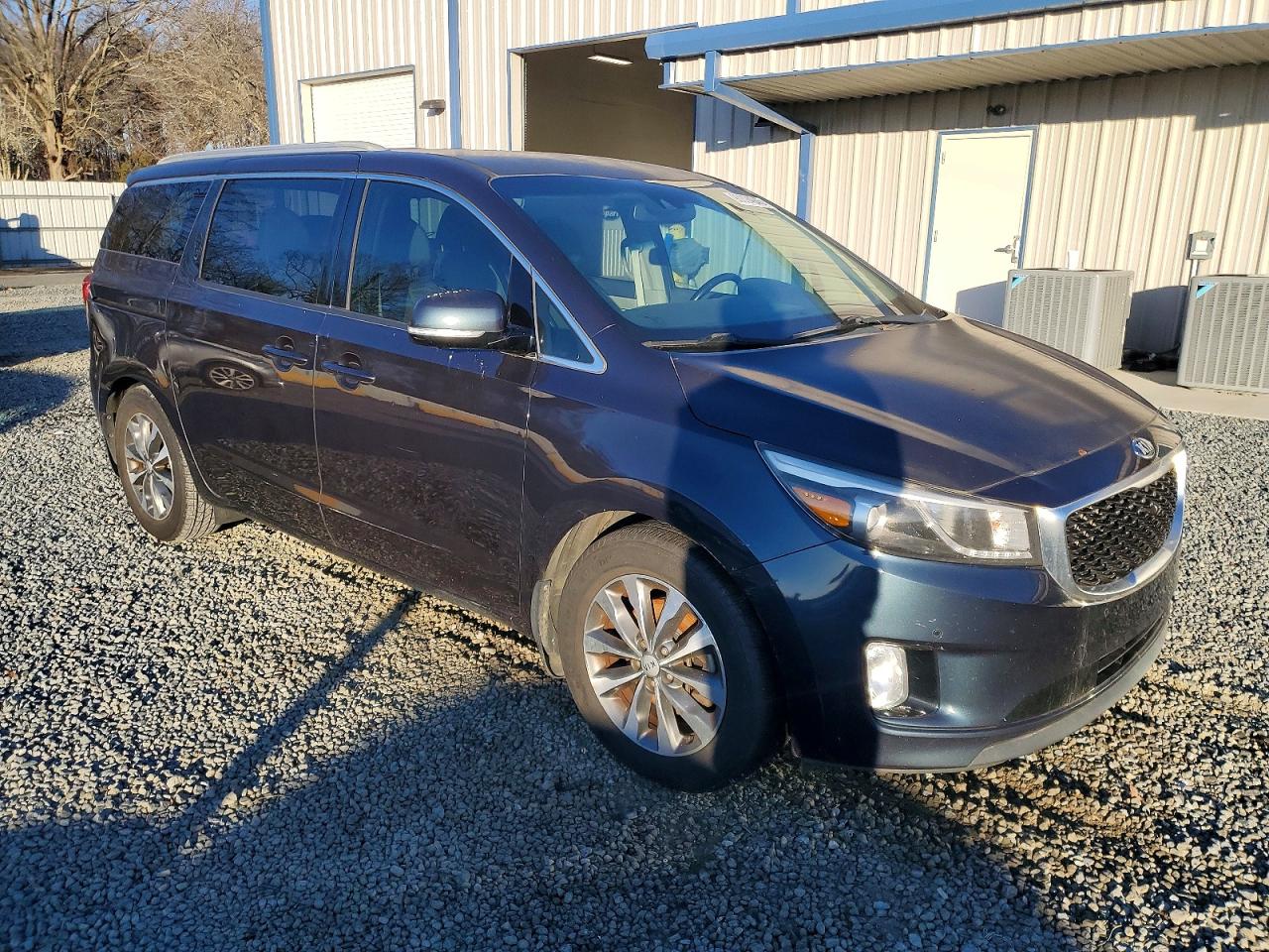 2016 KIA SEDONA EX photo 4