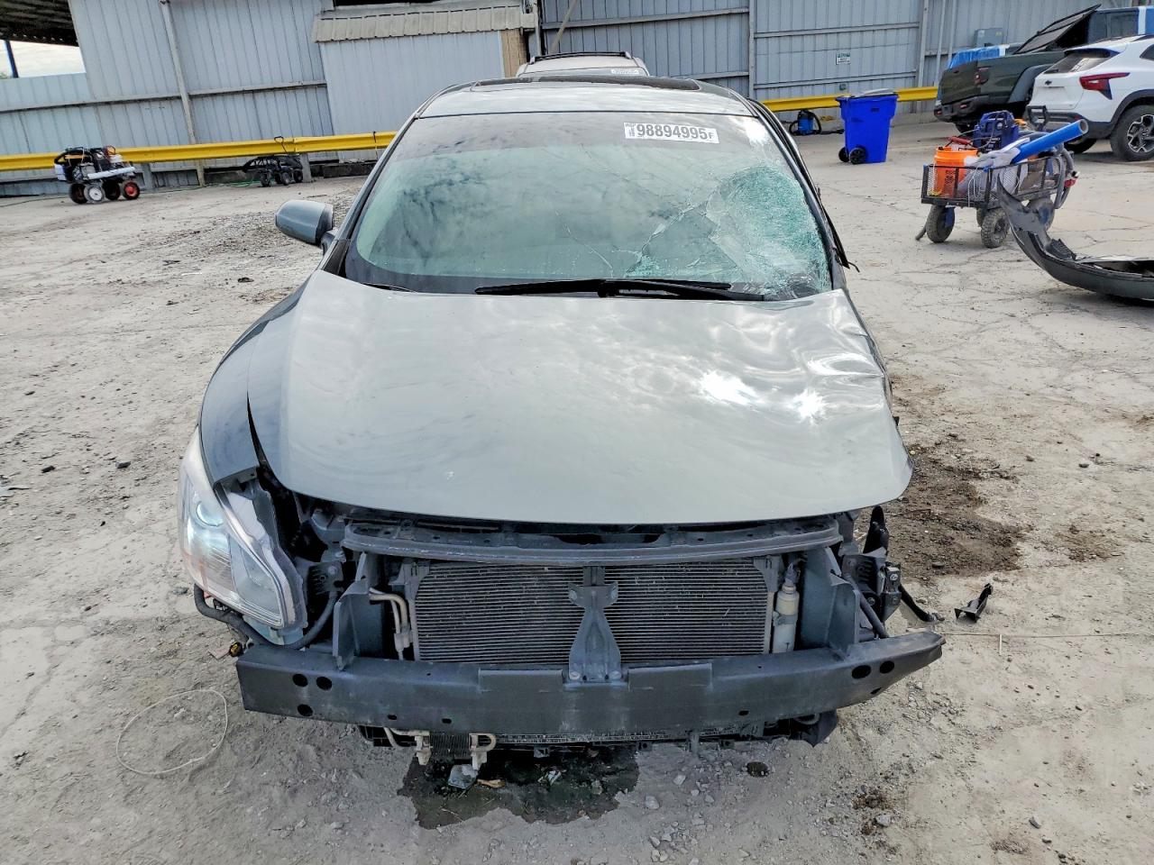 2010 NISSAN MAXIMA S photo 9