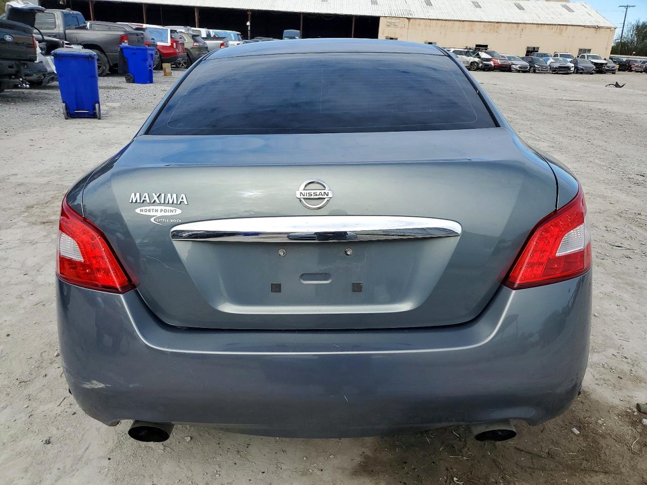 2010 NISSAN MAXIMA S photo 11
