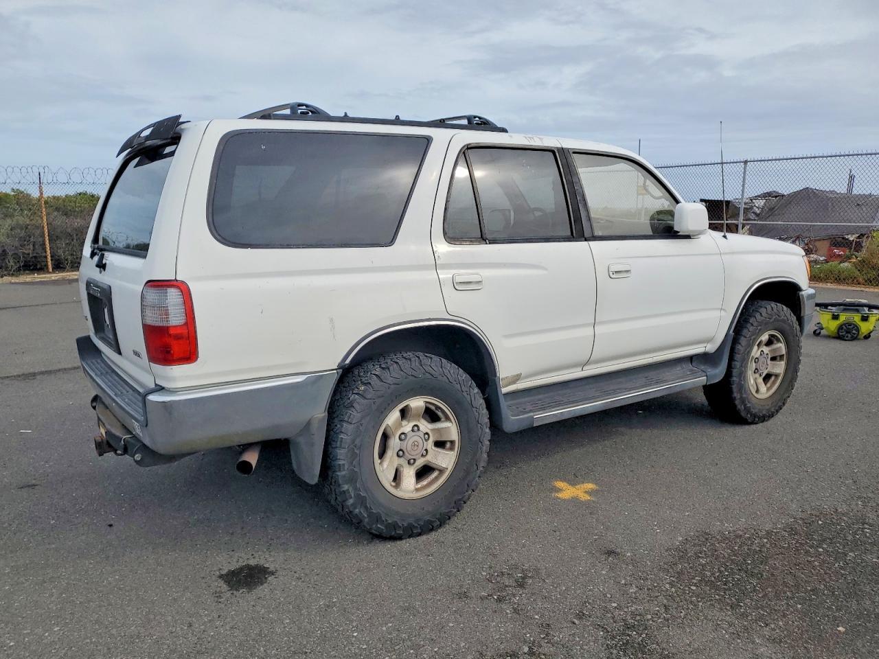 1997 TOYOTA 4RUNNER SR5 photo 7