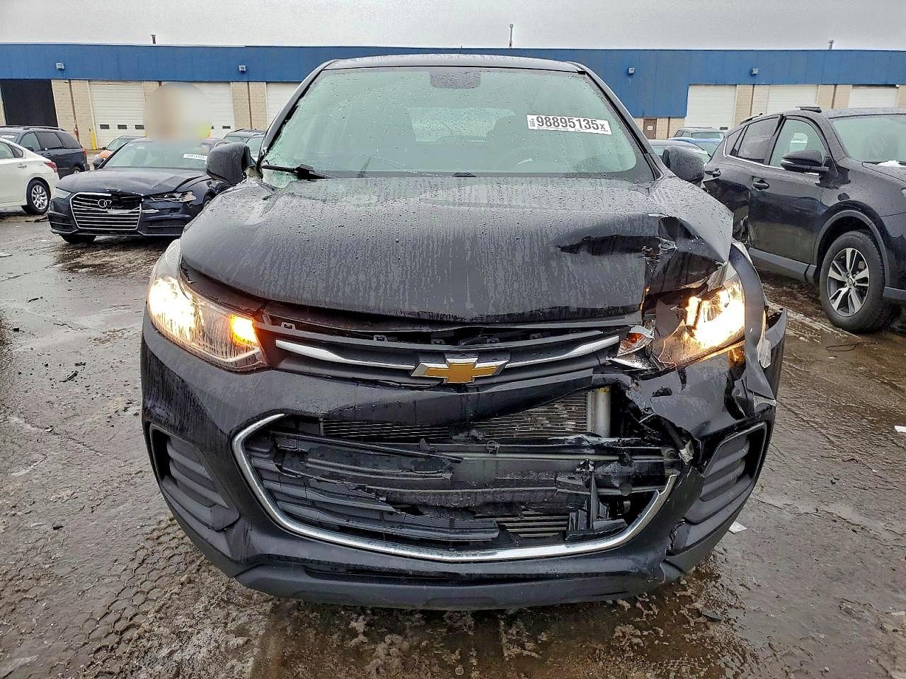 2019 CHEVROLET TRAX LS photo 9