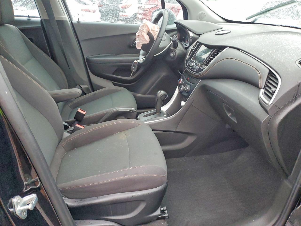 2019 CHEVROLET TRAX LS photo 13