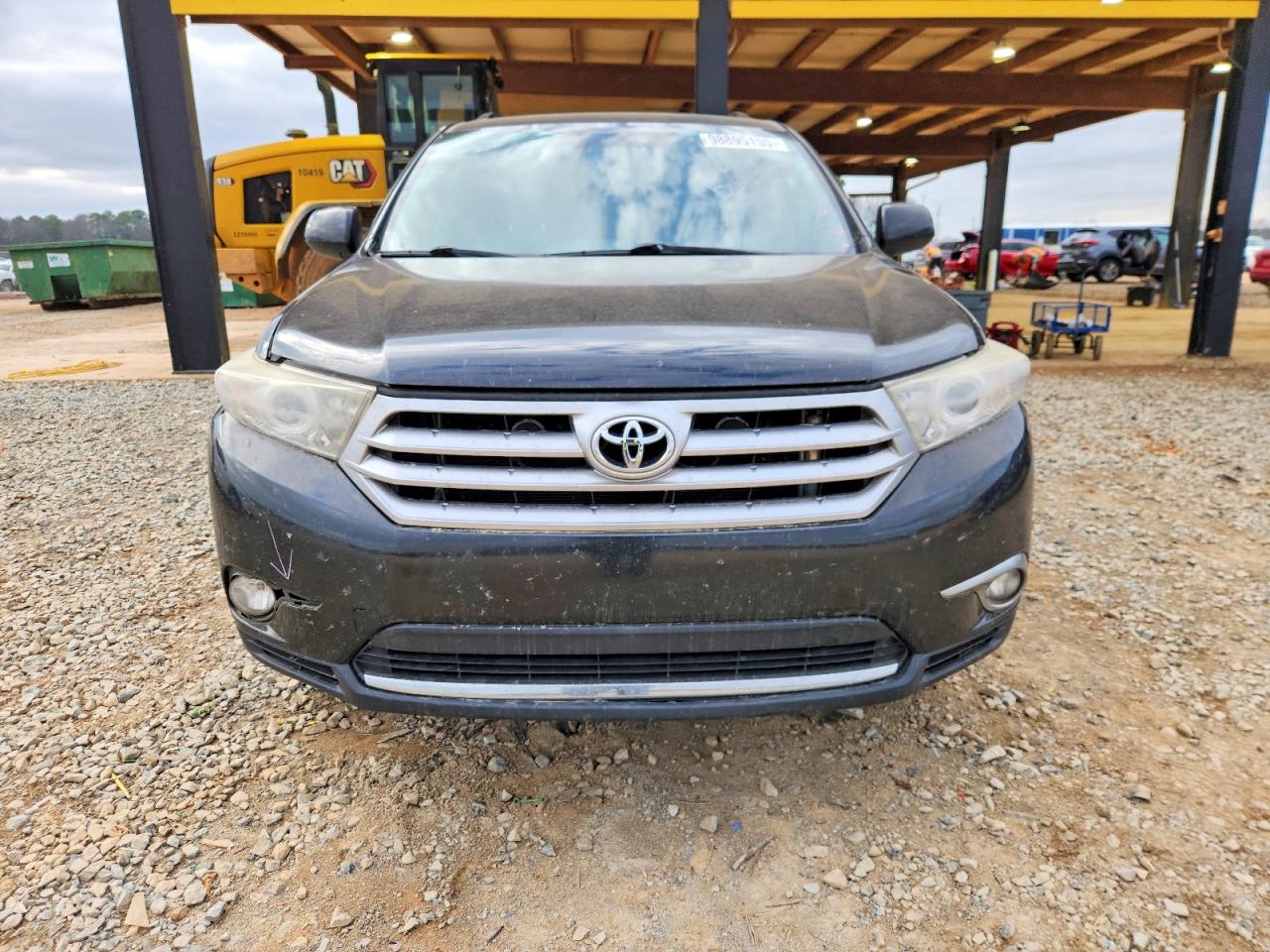 2011 TOYOTA HIGHLANDER BASE photo 5