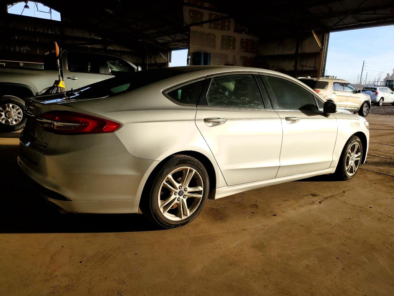 2018 FORD FUSION SE photo 5