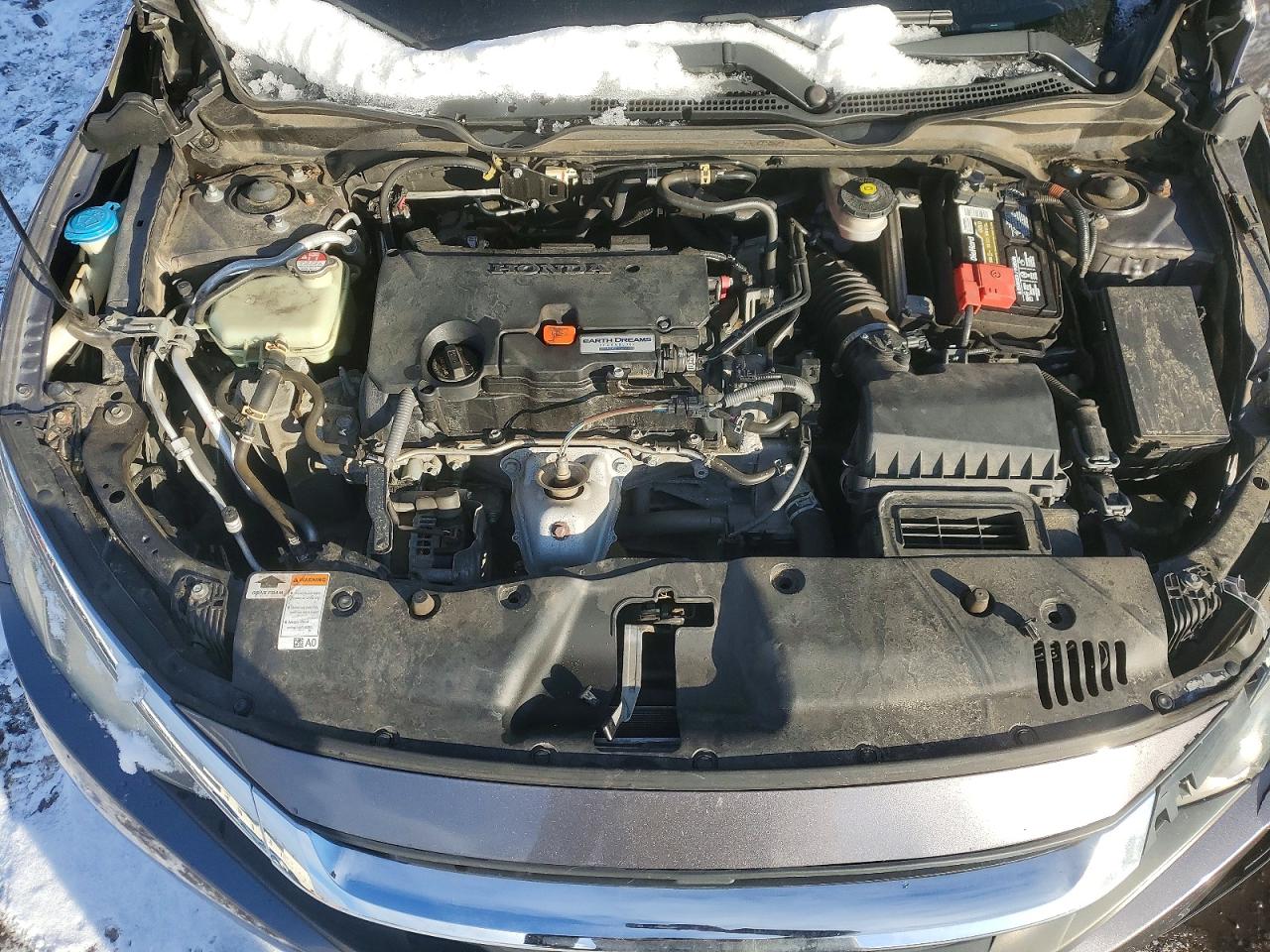 2016 HONDA CIVIC LX photo 11