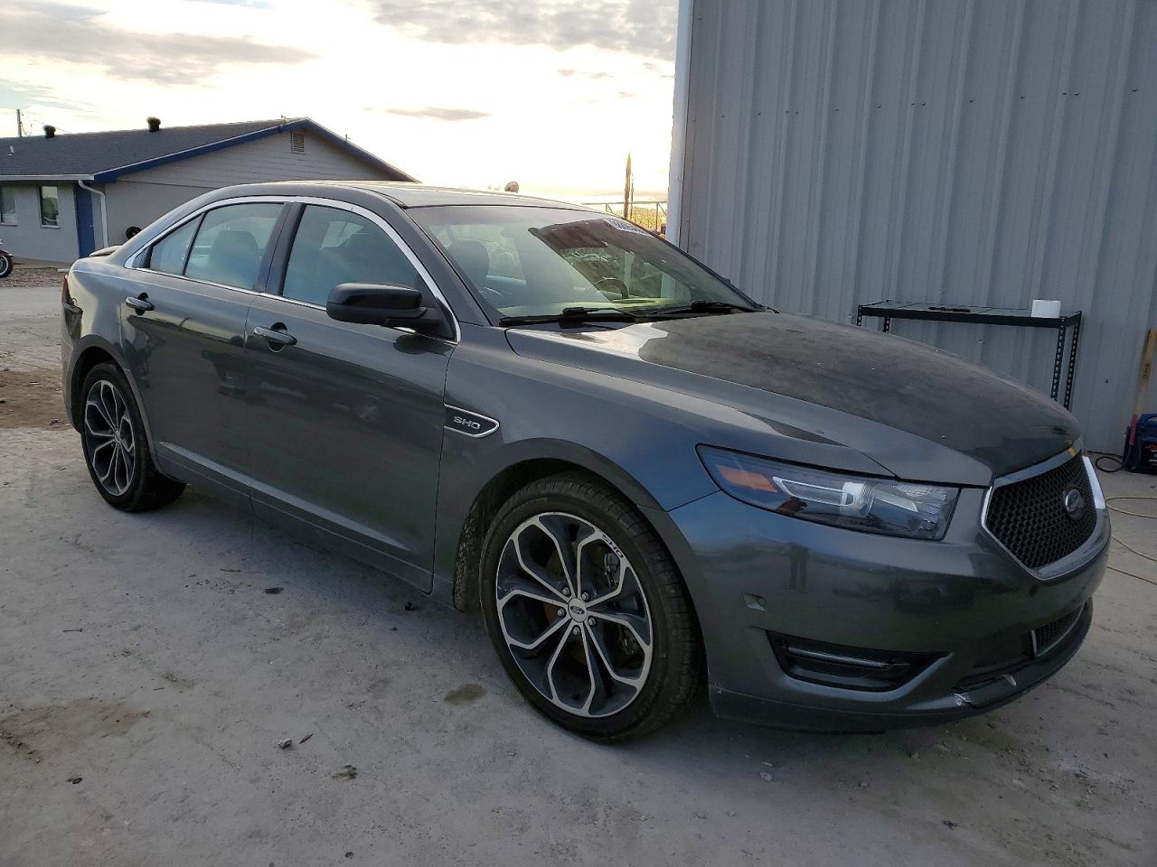 2018 FORD TAURUS SHO photo 10