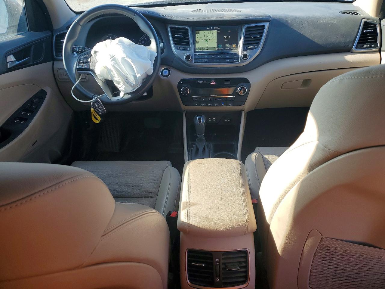 2017 HYUNDAI TUCSON LIMITED photo 8