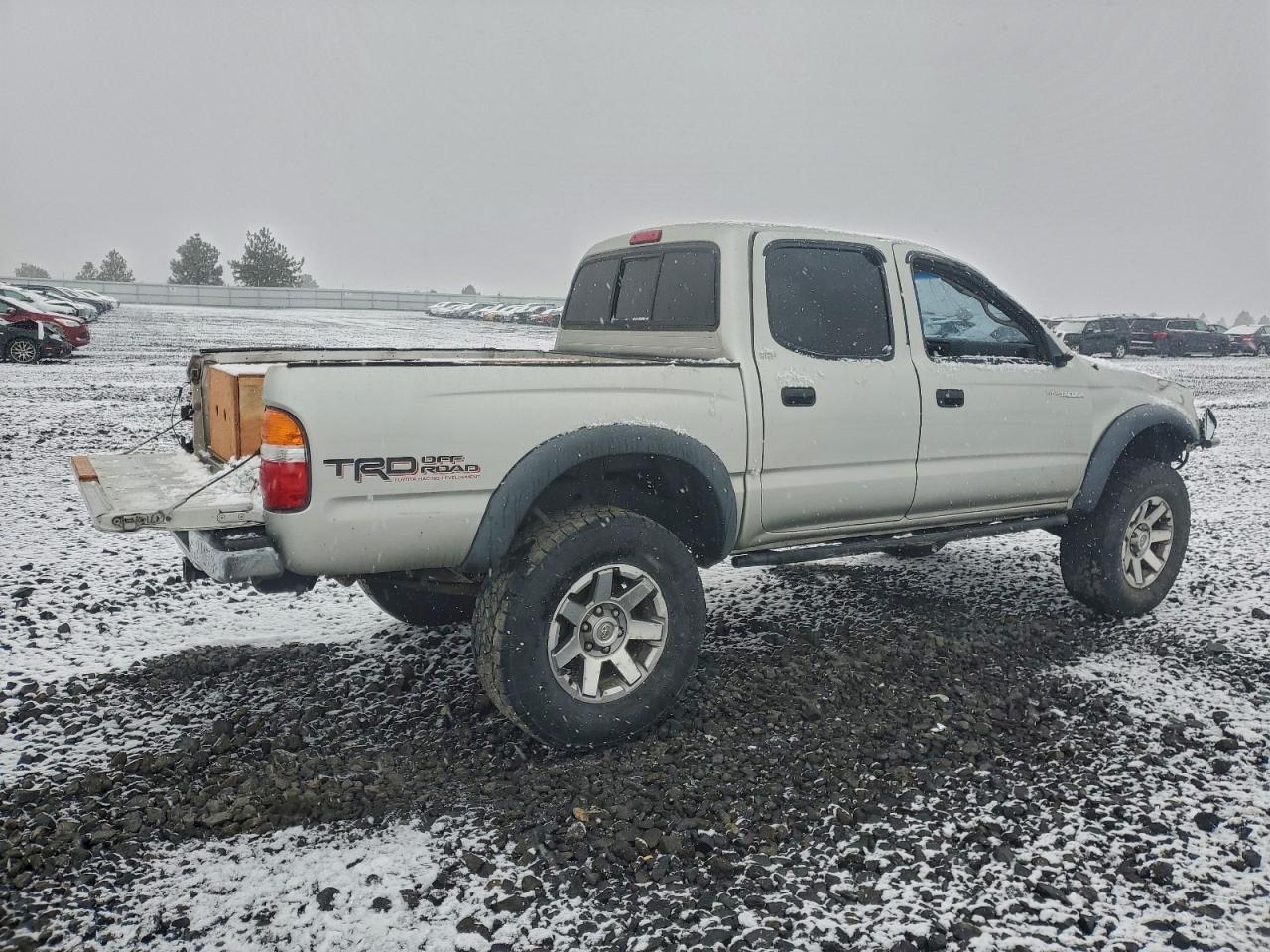 2004 TOYOTA TACOMA DOUBLE CAB photo 5