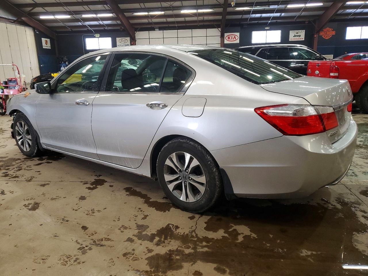 2015 HONDA ACCORD LX photo 3
