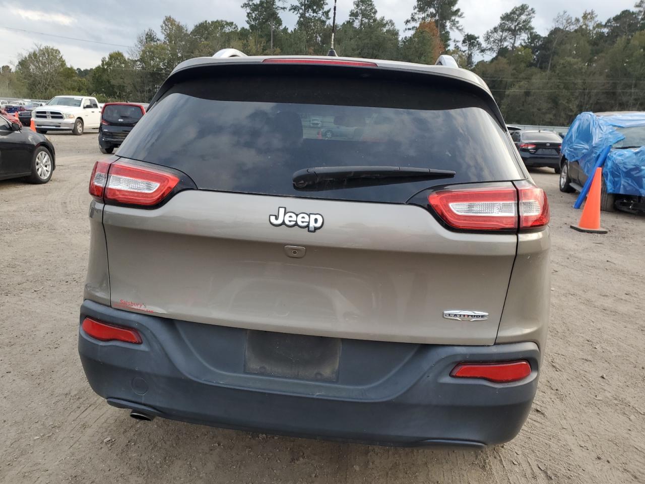 2017 JEEP CHEROKEE LATITUDE photo 11