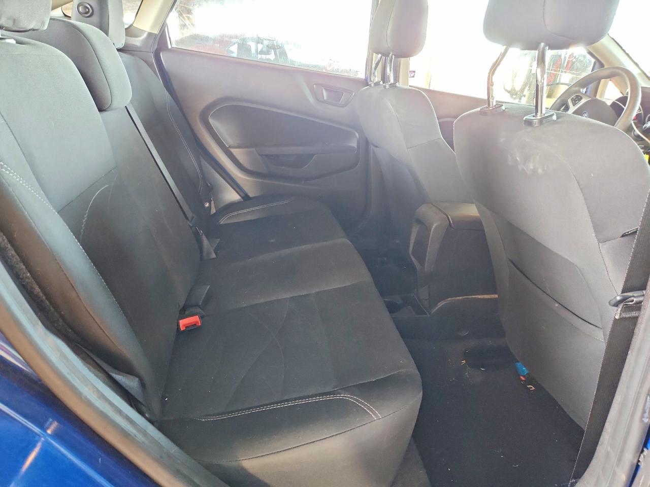 2019 FORD FIESTA SE photo 10