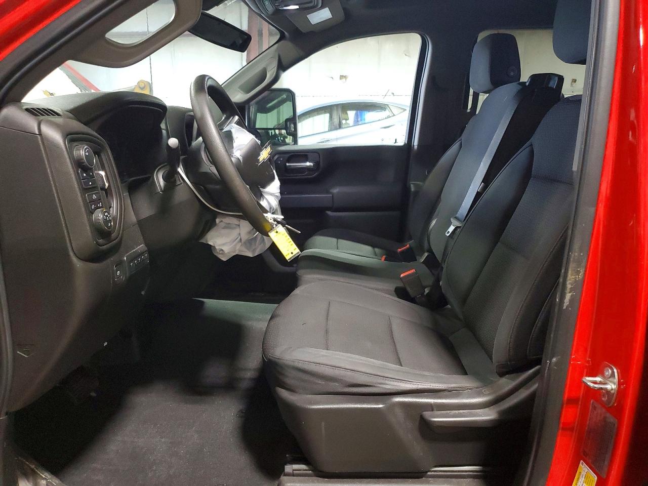 2020 CHEVROLET SILVERADO K2500 CUSTOM photo 7