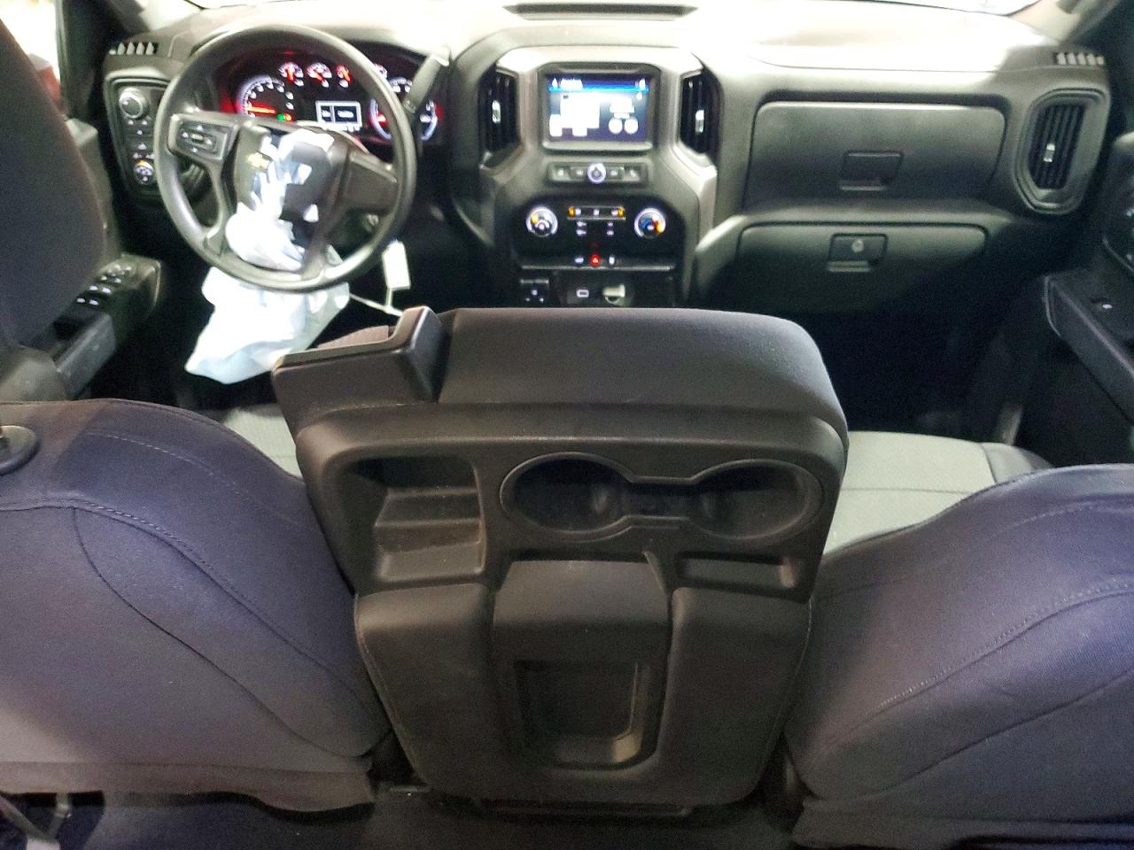 2020 CHEVROLET SILVERADO K2500 CUSTOM photo 8