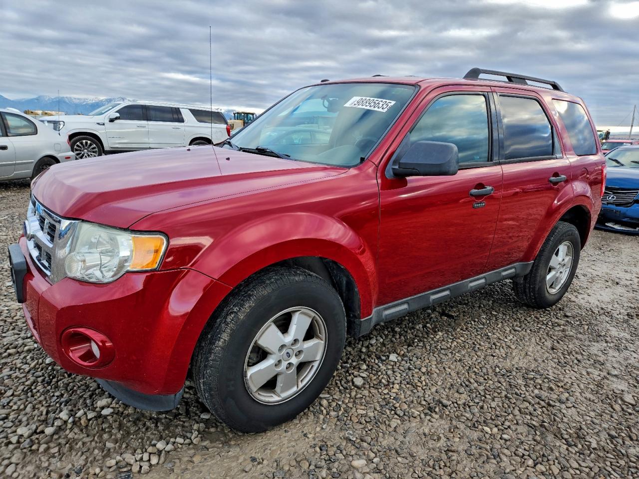2011 FORD ESCAPE