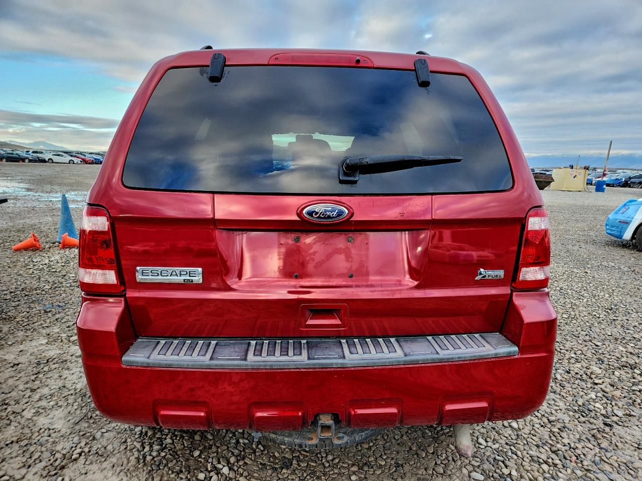 2011 FORD ESCAPE XLT photo 6
