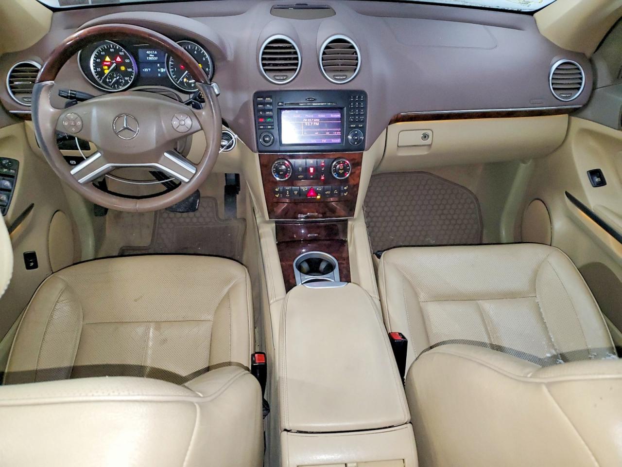 2011 MERCEDES-BENZ GL 550 4MATIC photo 8