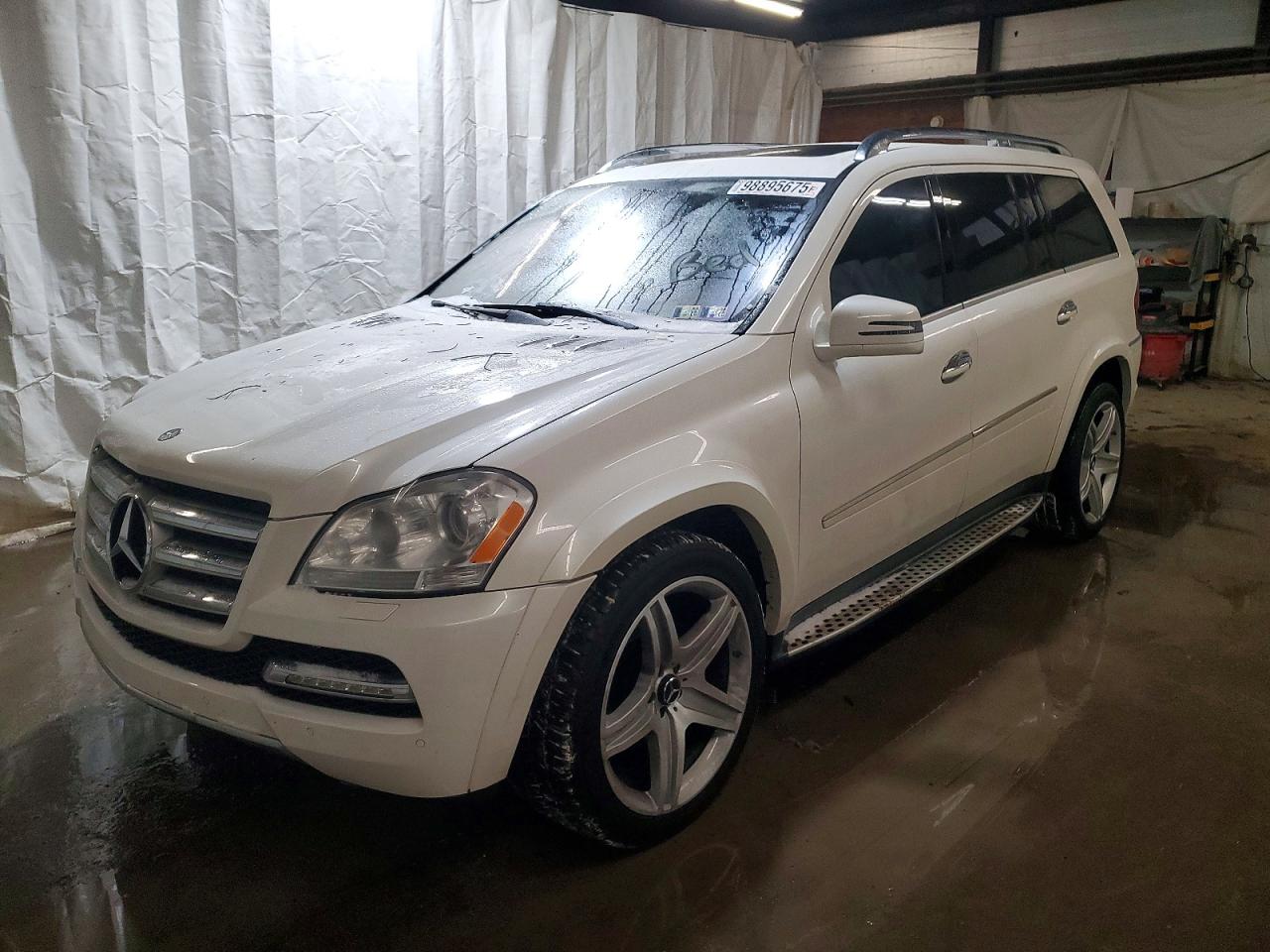 2011 MERCEDES-BENZ GL