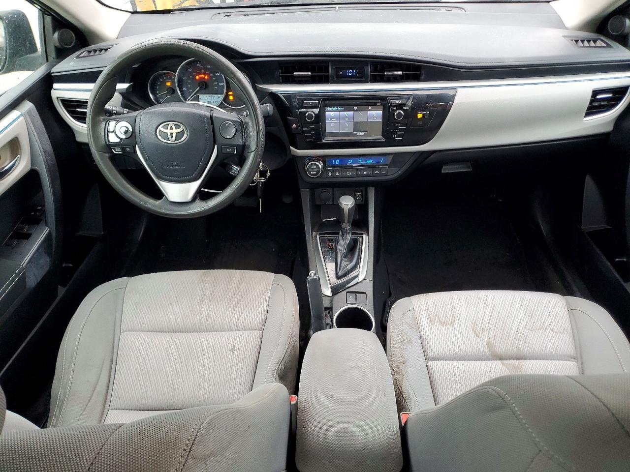 2014 TOYOTA COROLLA L photo 8