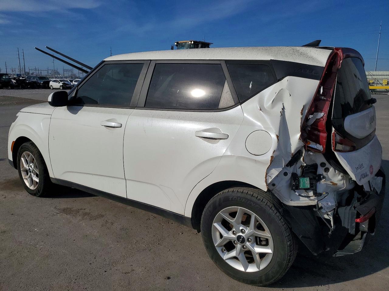 2022 KIA SOUL photo 2