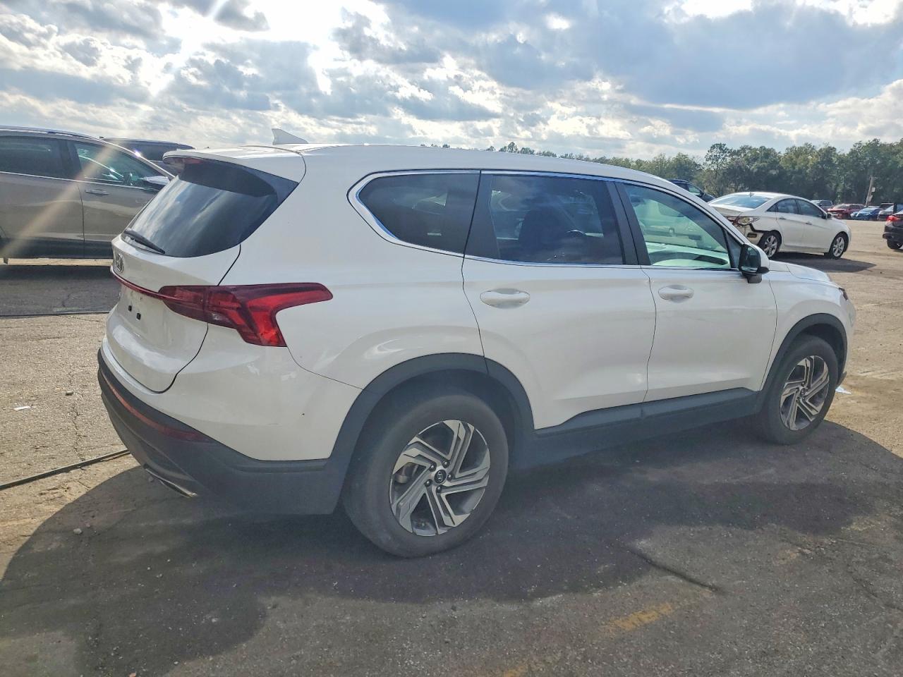 2023 HYUNDAI SANTA FE SE photo 5
