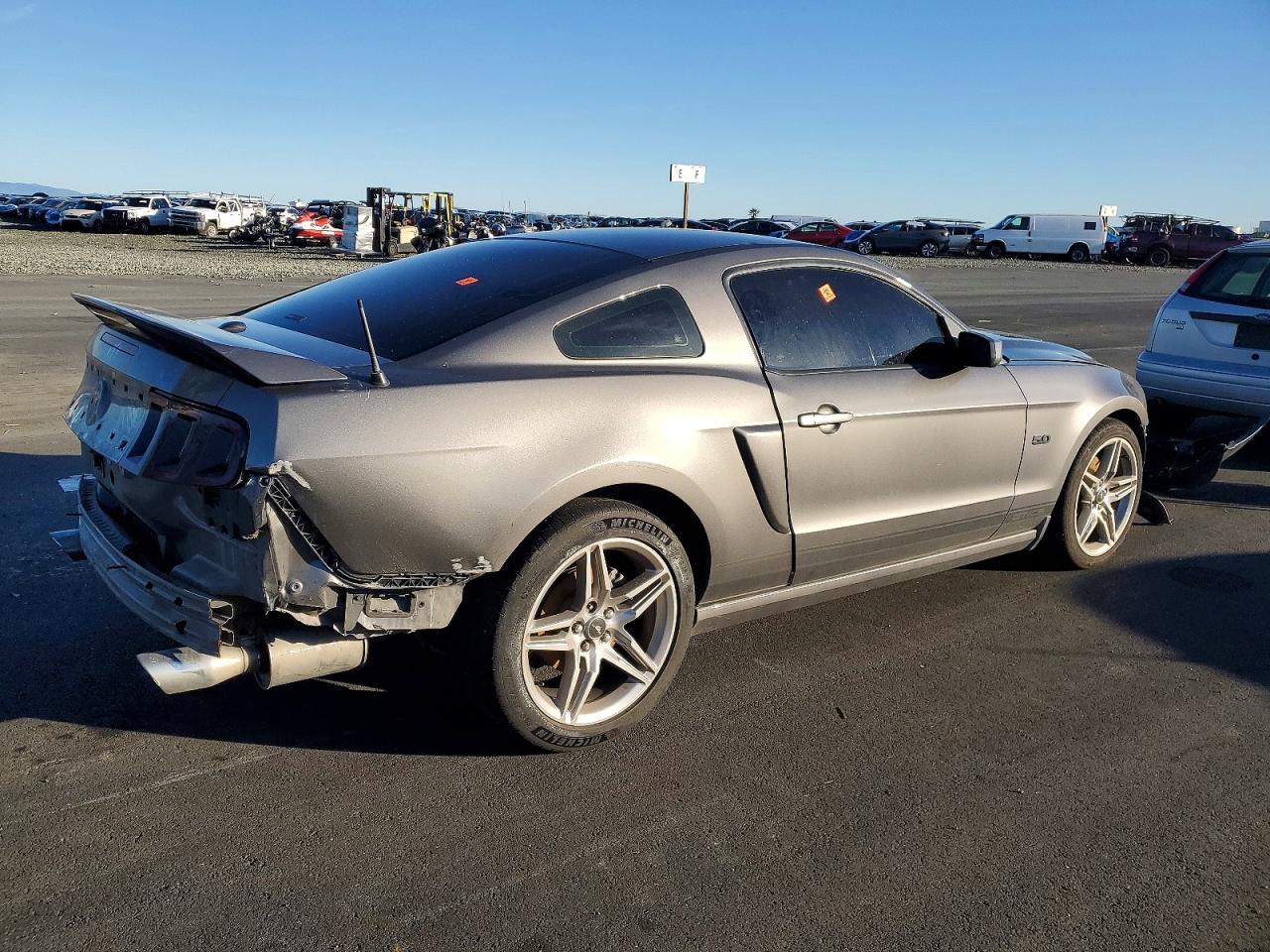 2014 FORD MUSTANG GT photo 3