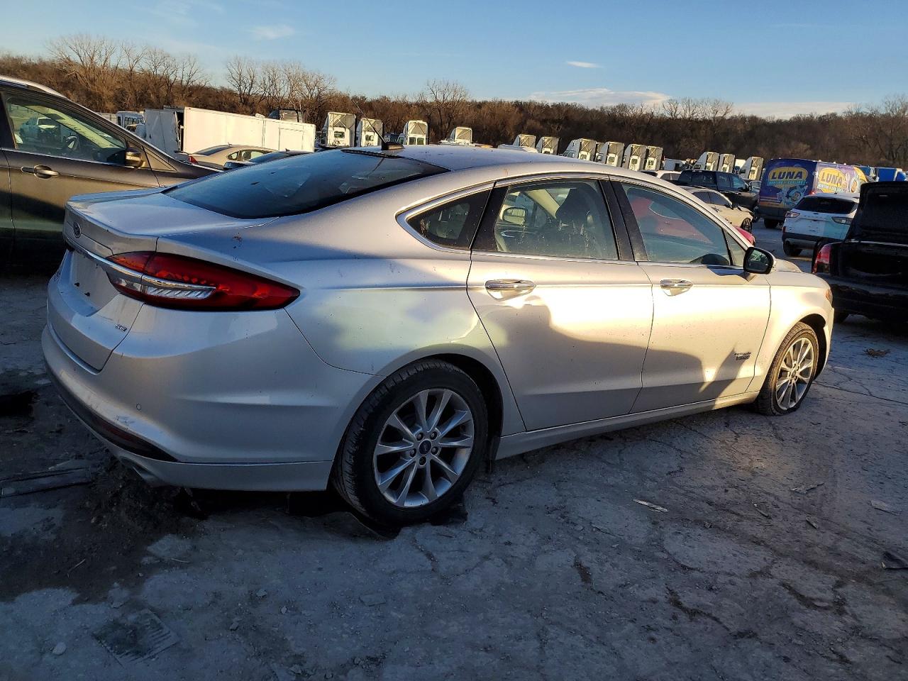 2017 FORD FUSION SE PHEV photo 3