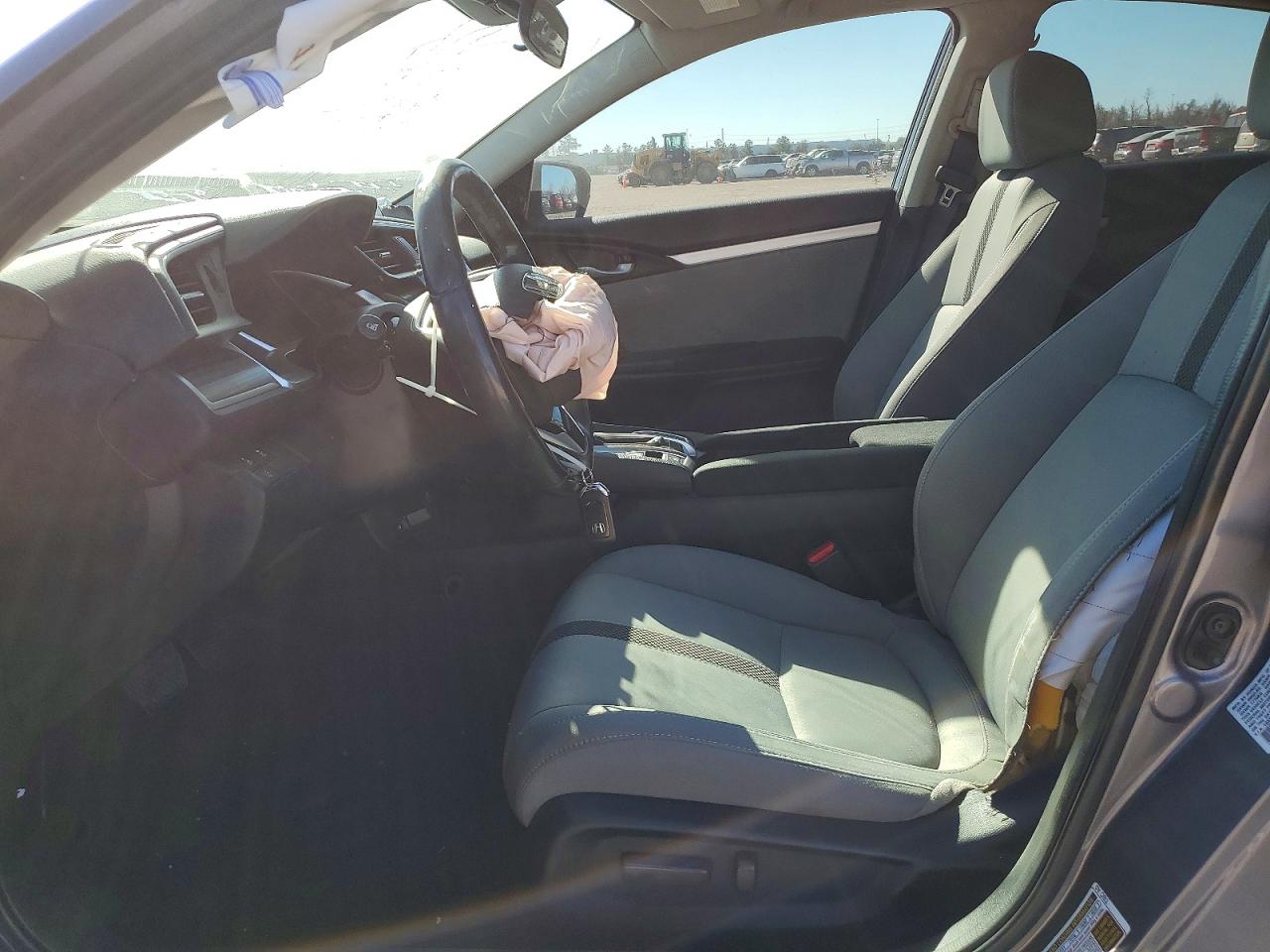 2020 HONDA CIVIC EX photo 7