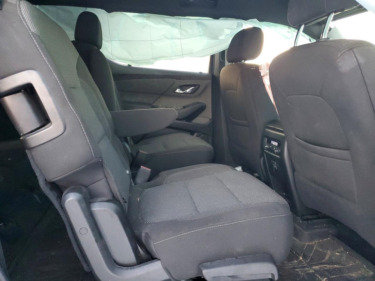 2023 CHEVROLET TRAVERSE LT photo 31