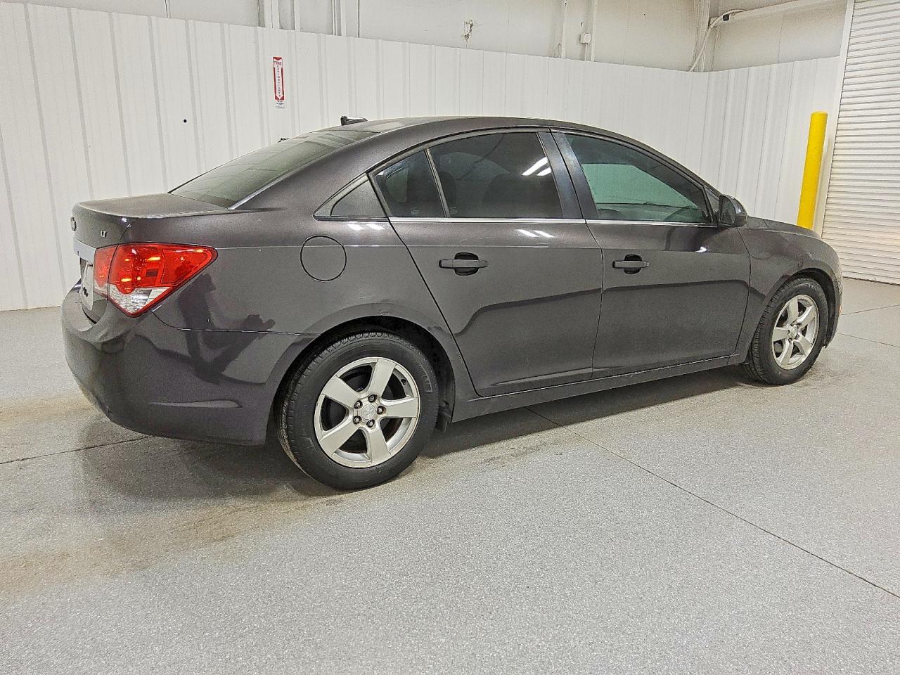 2014 CHEVROLET CRUZE LT photo 3