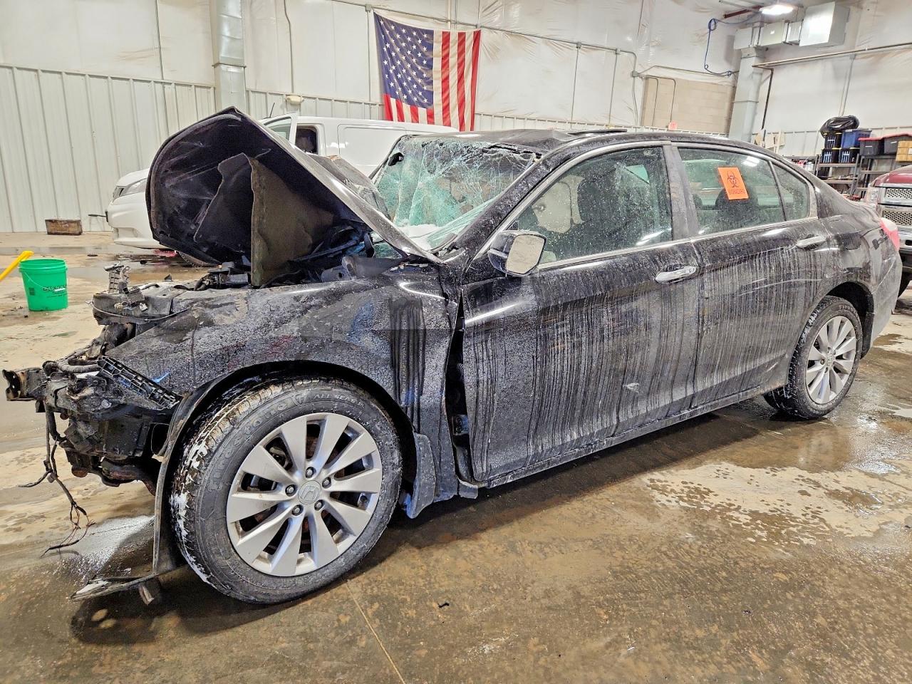 2013 HONDA ACCORD EXL photo 2