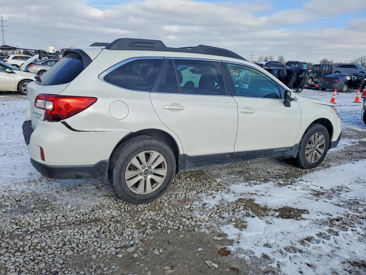 2015 SUBARU OUTBACK 2.5I PREMIUM photo 5