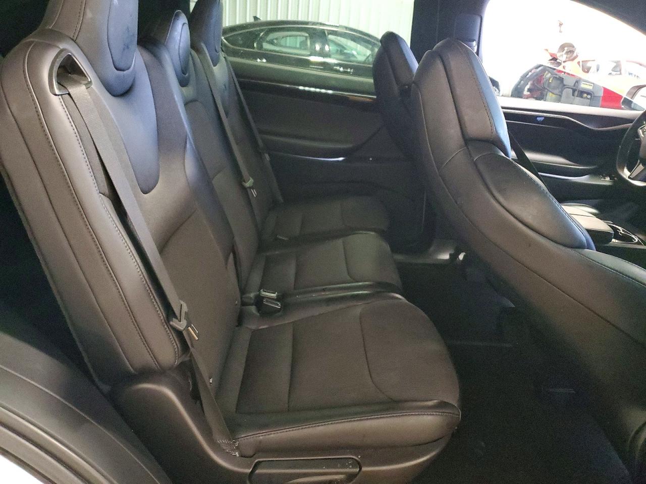 2018 TESLA MODEL X photo 11