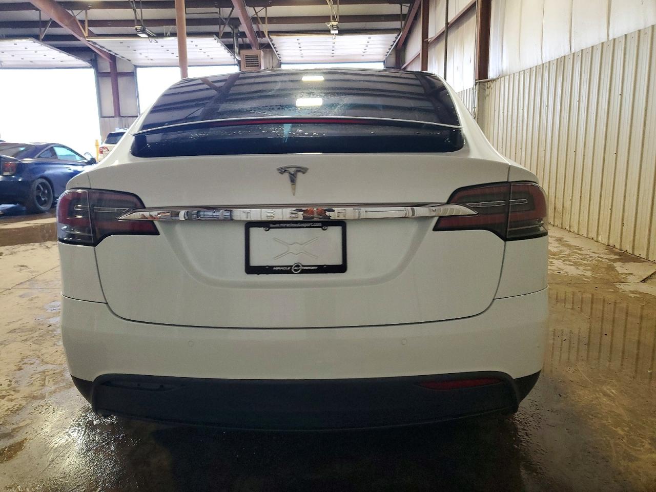 2018 TESLA MODEL X photo 6